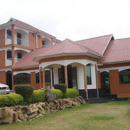 Rays Hotel Mbarara Exterior photo