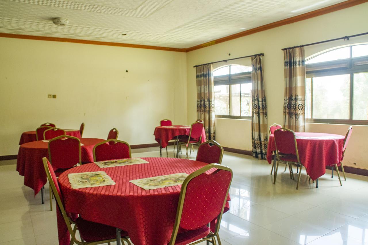 Rays Hotel Mbarara Exterior photo