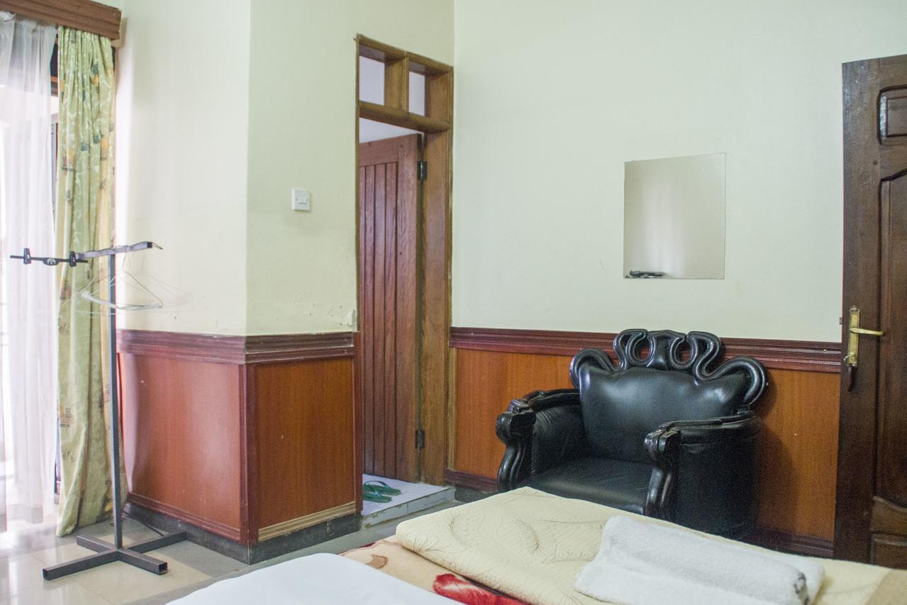 Rays Hotel Mbarara Exterior photo